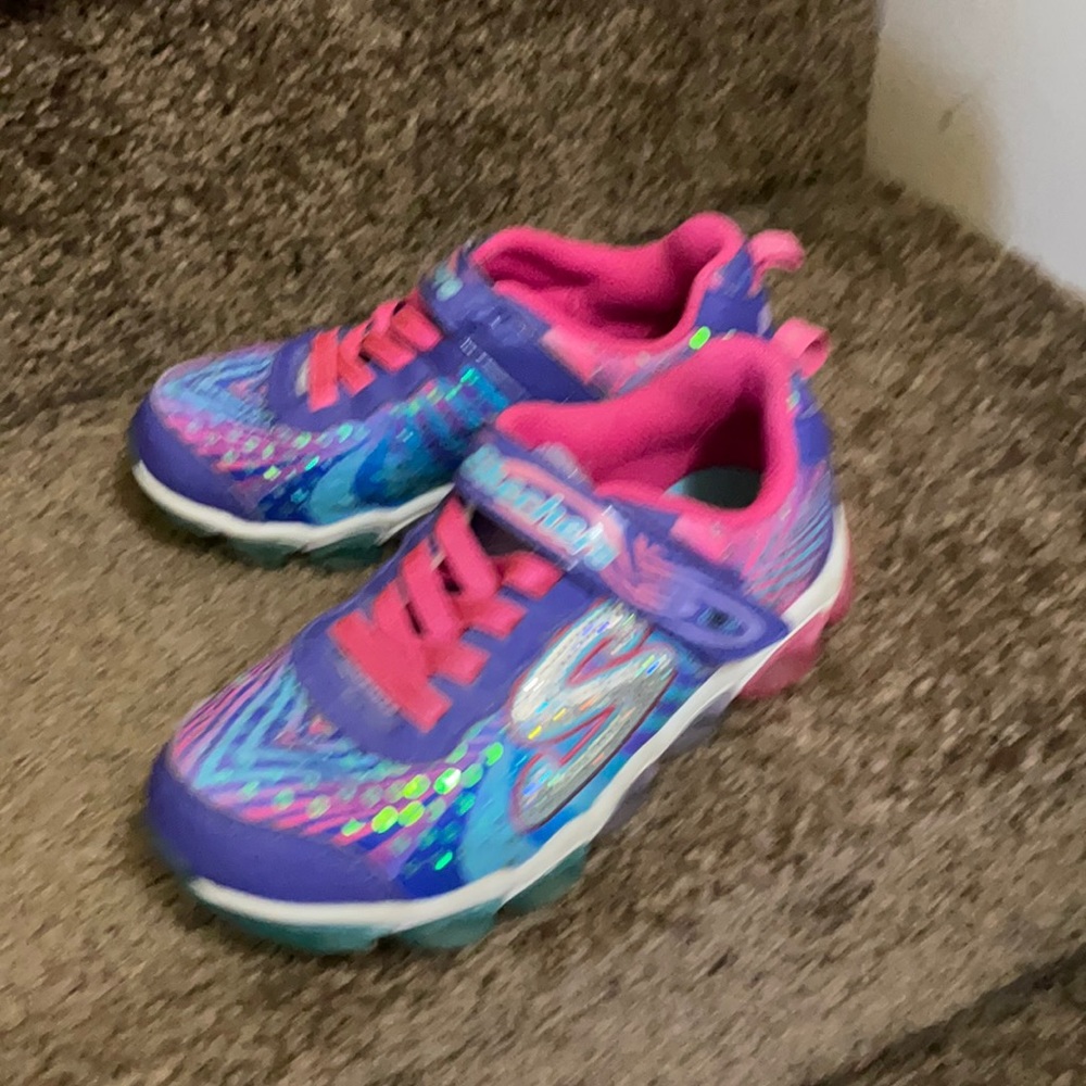 Girls shoes